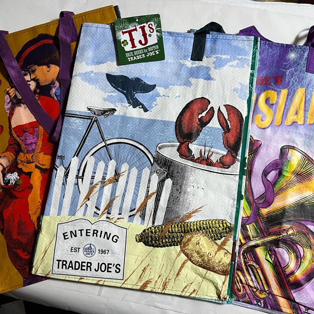 9 NWT Random Trader Joe's Regional Shopping Gift bags/Totes “Reduced to Sale” - Picture 5 of 16